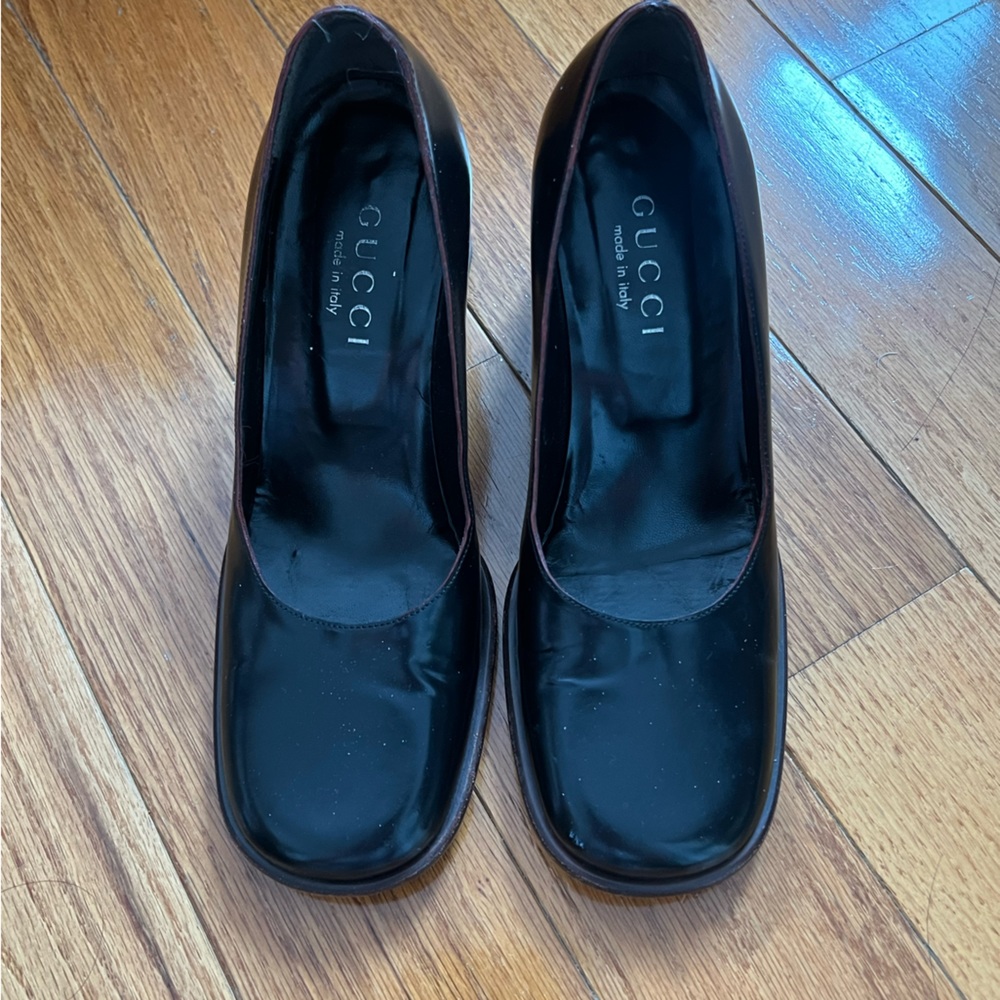 ❌SOLD❌Gucci Heels Size 5 - Picture 1 of 5